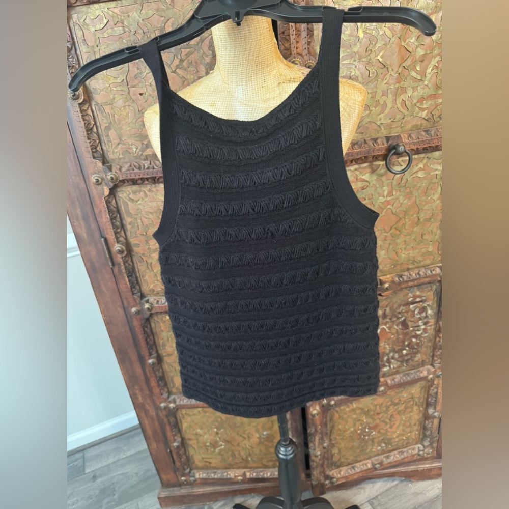 Giorgio Armani Black Ribbed Sleeveless‎ Tank Top 44